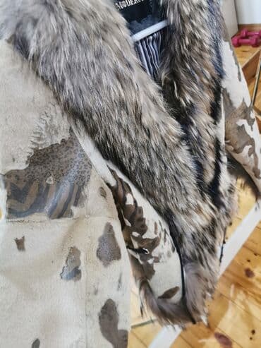 türk istehsalı olan qadın şubaları: Dublenka. Razmer M — 4