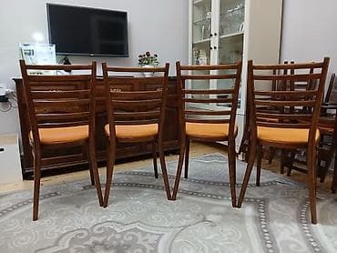 agac satilir: 4 ədəd təmiz fıstıq ağacından stul satılır. Çexoslavakiyanın qədimi — 8