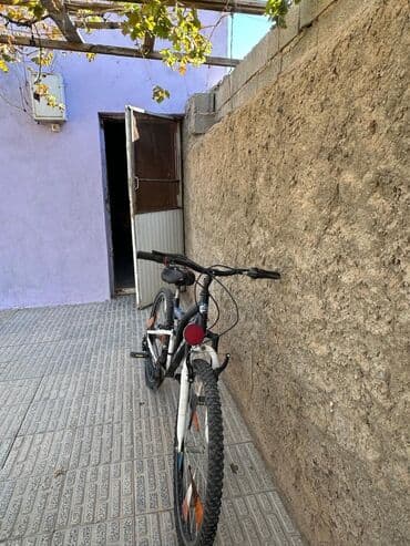 математика 1 класс азербайджан 2 часть: NAXCIVANDA 2 ədəd velosiped satılır qara 26 lıqdı ideal otur sürdü — 2