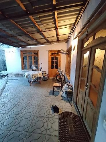 4 otaqlı mənzil: 3 otaqlı, 60 kv. m, Kredit yoxdur, Orta təmir — 4