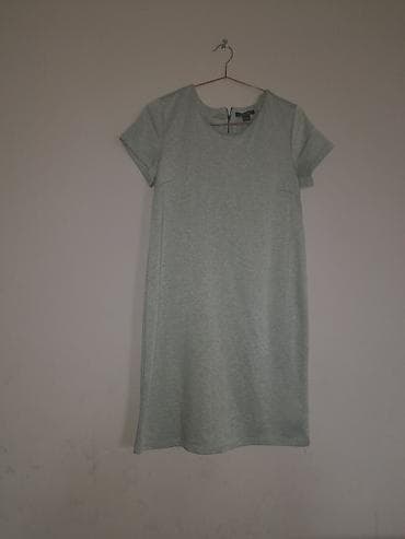 aşbaz geyimi: Sadə boz rəngli qadın donu - Model: düz kəsim, minimal dizayn - Rəng — 1