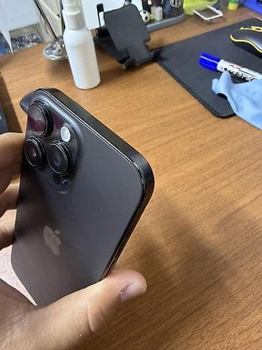 ipad 3 mini: IPhone 16 Pro Max, Qara, Simsiz şarj — 7