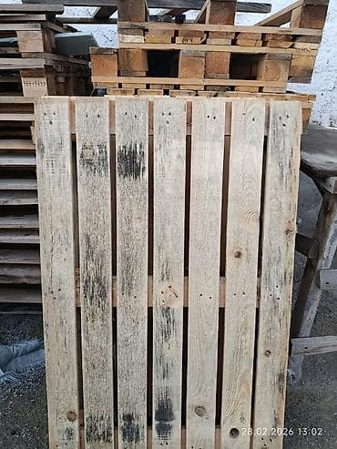 Tavan: Taxta paletlər Məhsul təsviri: eni0.80 yuzunu1.20 - Material — 3