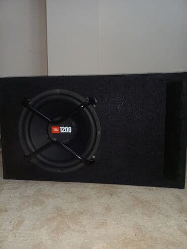 JBL 1200W subvufer (korpusa quraşdırılmış)qiymet sondu - Güc: 1200