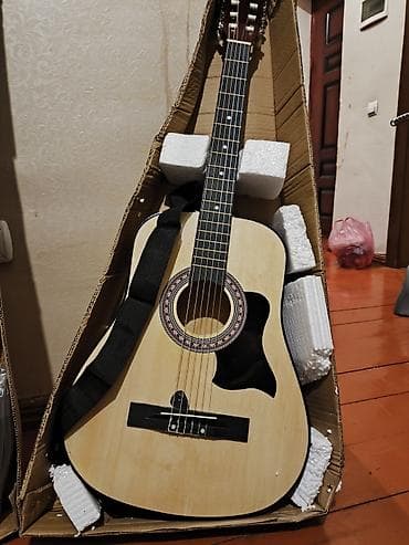 midi klavye: Akustik gitara, 6 sim — 4