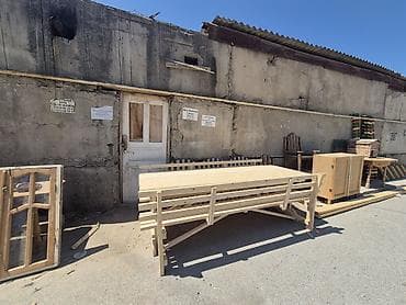 berber mebeleri: Taxta bağ-balkon dəsti – uzun masa və iki tərəfli skamya Ölçüsü:90sm — 2