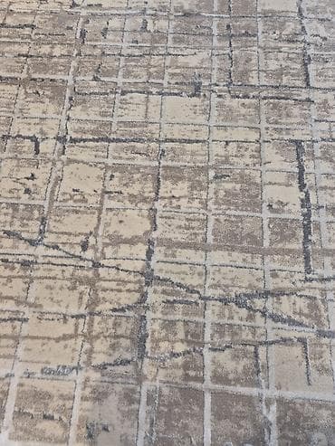 Metbex xalcasi - 200 azn satış qiyməti, uzunlugu 3 metr, eni 2 metr