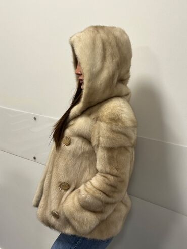 Норковая шуба! Размер С-М, в отличном состоянии, куплено за 2400 азн