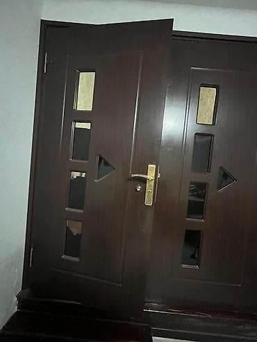 avropa qapilari 2019: İkiyarpaq taxta giriş qapısı - Material: tünd rəngli ağac/laminat — 4