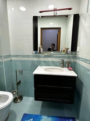 9 ci mikrorayon satilan evler: 4 otaqlı, Yeni tikili, m. Neftçilər, 160 kv. m — 18