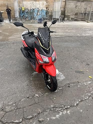 Satılır: Skuter freedom fet 49 - Rəng: Qırmızı-qara, aqressiv