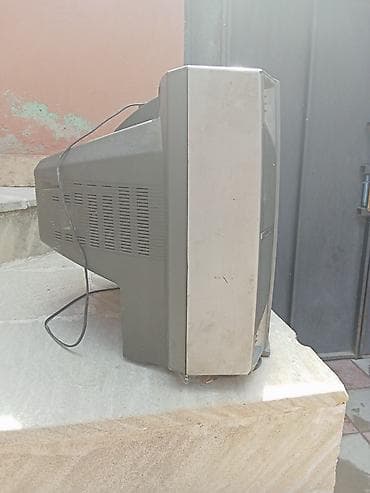 iphone 11 kamera: Sharp kineskop televizor Xüsusiyyətlər: - Ekran: CRT, təxminən 21–25 — 2