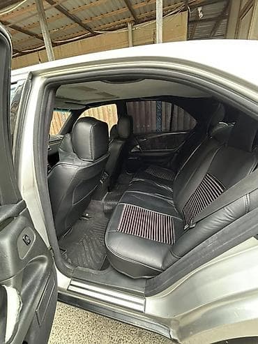 niva kapotu: Mercedes-Benz E-Class (W210) sedan - Ban növü: sedan, 4 qapı - Rəng — 6