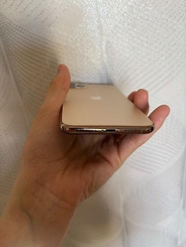 iphone s6 plus: IPhone 11 Pro, 256 GB, Qızılı, Face ID — 8
