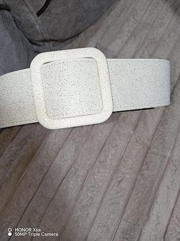 koja etek: Pineline Women Wear, ölçü 36, krem rəngli uzun paltar. - Model — 5