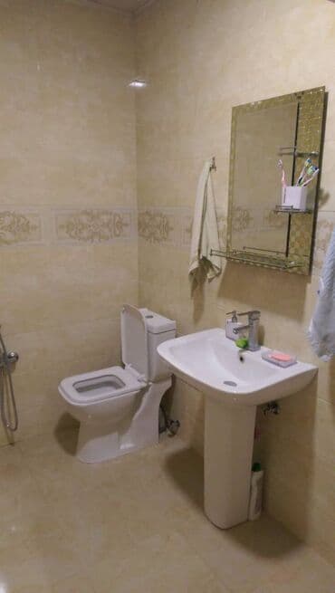 ehmedlide ucuz kiraye evler 2023: Həzi Aslanov metrosunun yaxınlığında 16 mertebeli binanın 5-ci — 2