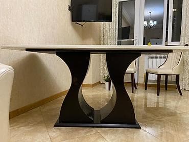 stull: Mətbəx/Qonaq otağı üçün masa və 4 ədəd stul dəsti. - Masa: Ovala — 4