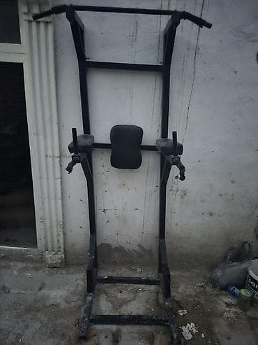 Çoxfunksiyalı turnik–dips–press stendi - Material: qalın divarlı