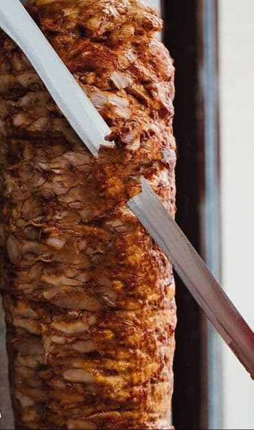 Sifarişlə hazır yeməklər: Odun atəşində bişirilən ət dönər - 100% dana ətindən, qat-qat əl ilə — 5