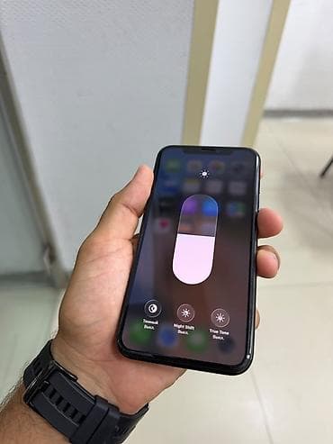 IPhone 11 Pro, Matte Midnight Green, Simsiz şarj — 4