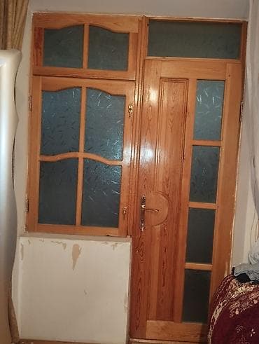 taxta qapilar: Məhsul: Balkon qapısı (2 ədəd) və tək pəncərə Təsvir: - Material — 1