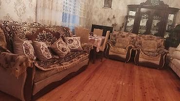 Divanlar: Divan, İşlənmiş, Açılan, Bazasız, Parça, Çatdırılma yoxdur — 3
