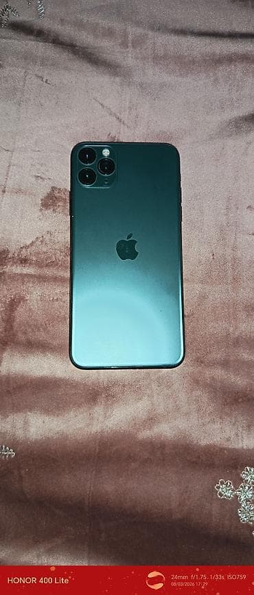 iphone xr kredit: IPhone 11 Pro, Matte Midnight Green, Face ID — 3