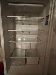 w202 polka: 2 qapılı Indesit Soyuducu Satılır, rəng - Ağ — 4