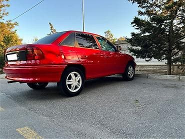 Avtomobil satışı: Opel Astra: 1.6 l | 1996 il 253555 km Sedan — 10
