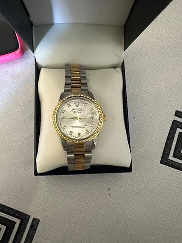 Rolex saat. Heç işlənməyib. 70 azn -ə satılır