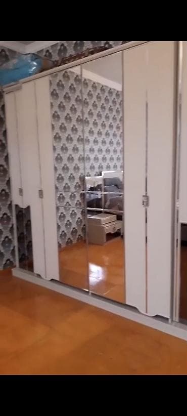 İkinəfərlik çarpayı, Dolab