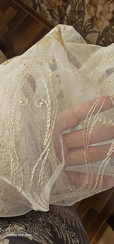 Pastel dəstləri: Yeni kimi, metresi 60 manata alinib,10 metreden six yigilma 3 metr 40 — 4