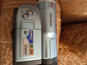 samsung s4 zoom: Videokamera 
Samsung — 4