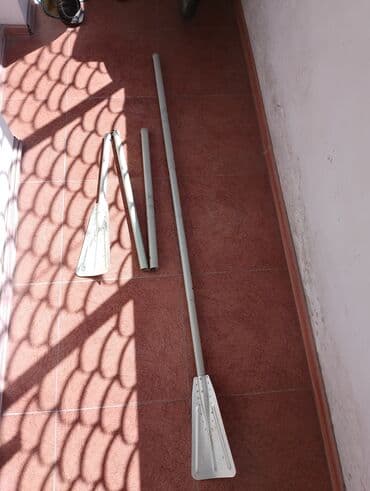 juqut satilir: Qayiq ucun avarlar satilir, 3 yere qatlanir, islenmeyib, sovetin — 2