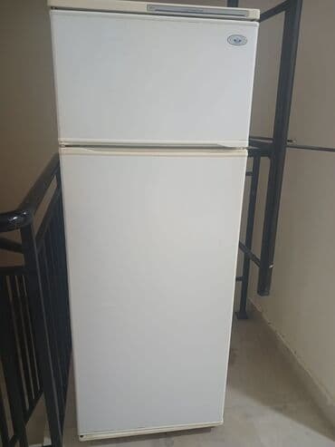 Qabyuyan maşınlar: 2 qapılı Soyuducu Satılır, rəng - Ağ — 1