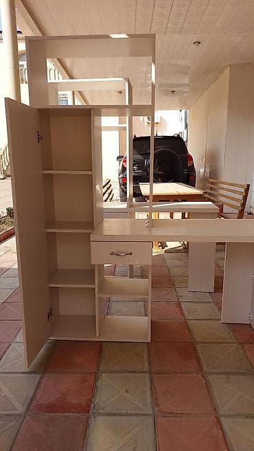 komputer masalar: İki ədəd künc kompüter masası və çoxfunksiyalı rəf/dolab kombinasiyası — 4