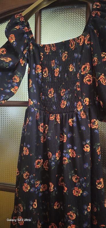 Paltolar: Qara əsaslı, çiçək naxışlı don - Rəng və naxış: qara fon üzərində — 2