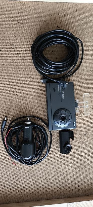 İki kameralı avtomobil videoregistrator dəsti Xüsusiyyətlər: - Ön