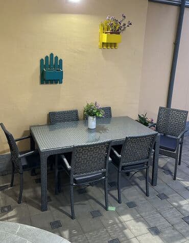 аренда столов и стульев бишкек: Квадратный стол, Нераскладной, Со стульями, Плетеный — 12