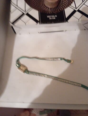 Qol saatları və aksesuarlar: Zərif qadın saatı - Korpus: metal, düzbucaqlı formalı, açıq rəngli — 3