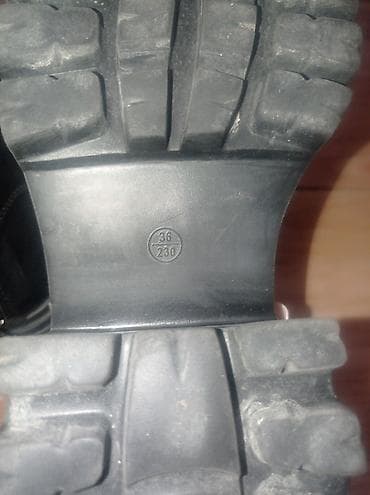 Çəkmələr: Qısaboğaz, Ölçü: 36, rəng - Qara, Yeni — 8