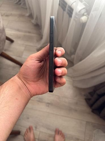 IPhone 16, 128 GB, Qara, Simsiz şarj, Face ID