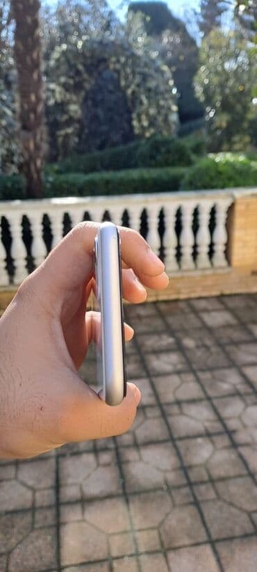 стиральная машина бу: IPhone 11, 128 ГБ, Белый, Беспроводная зарядка, Face ID — 4