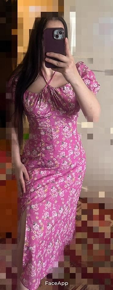 ucuz donlar: Qadın paltarı paketi – 4 model 1) Çəhrayı floral maksi: - Xırda gül — 1