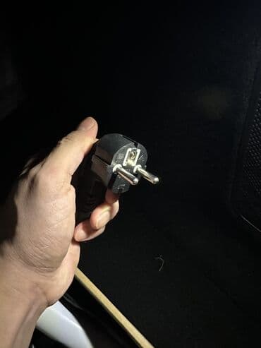 Domkratlar: Portativ EV Şarj Cihazı – Type 2 (Mennekes) fişli, Schuko 220V qoşulma — 3