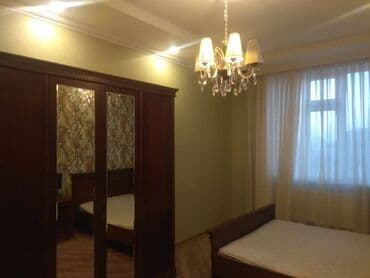 8 mikrorayon: 8-ci mikrorayon, 3 otaqlı, Yeni tikili, 142 kv. m — 8