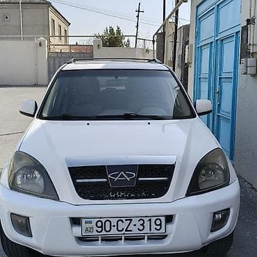 Chery Tiggo (ağ rəng) krossover avtomatdi benzin 2 mator Texniki və