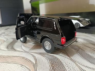 Məhsul: LADA Niva (VAZ-2121) metal maket avtomobil - Miqyas: 1:24 — 8