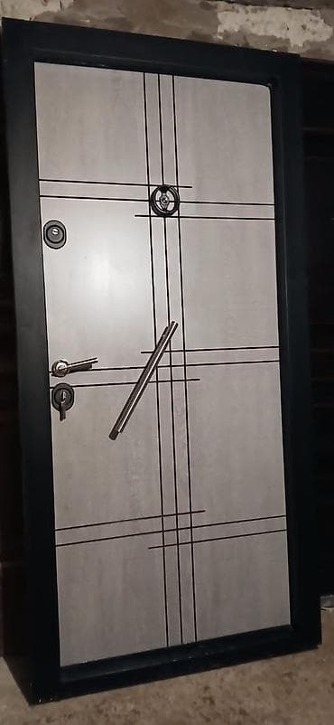 Lesa: Seyf qapı turk istesalıdı Tezedi cox az istifade olunub seliqelidi — 1