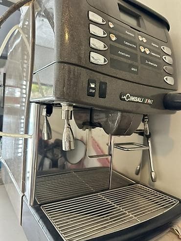 La Cimbali M1 avtomatik qəhvə aparatı - Peşəkar sinif tam avtomatik — 1